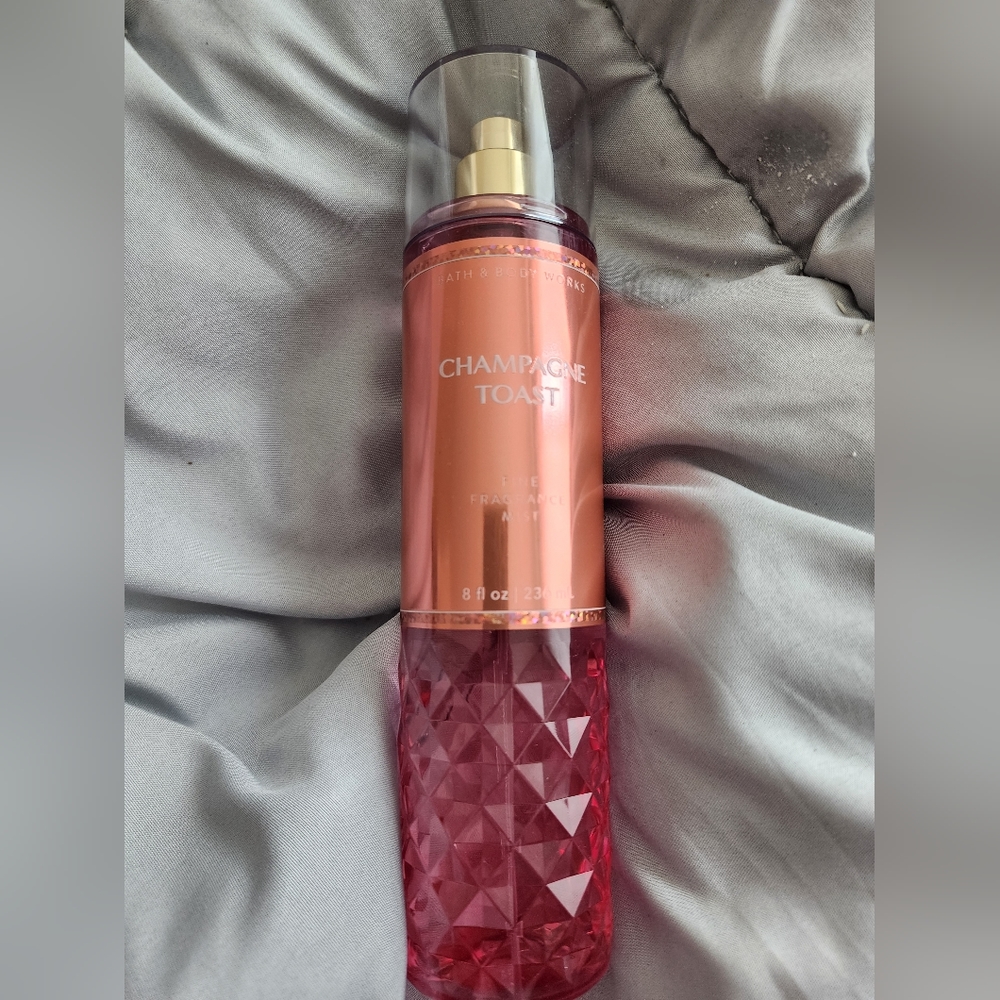 Fragrance spray
